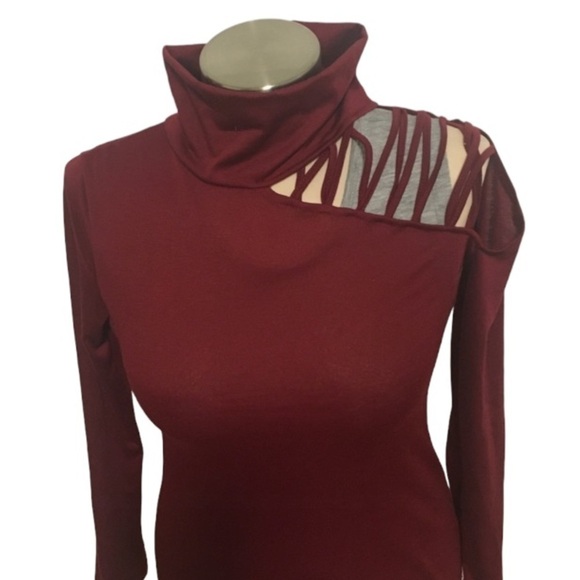 Wine Cold Shoulder Long Sleeved Shirt Size XS - Picture 2 of 4